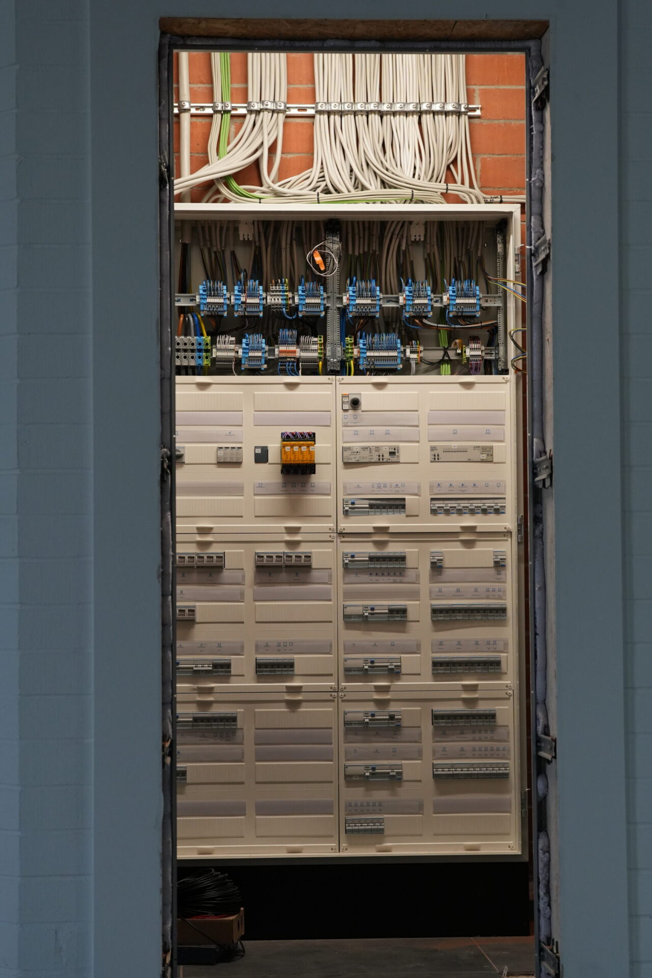 Verteilerschrank Eigenheim Elektrotechnik Geiger